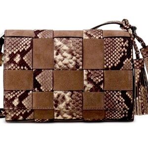 💕 MICHAEL Kors Vivian Woven Leather Medium Crossbody Dark Dune leather suede